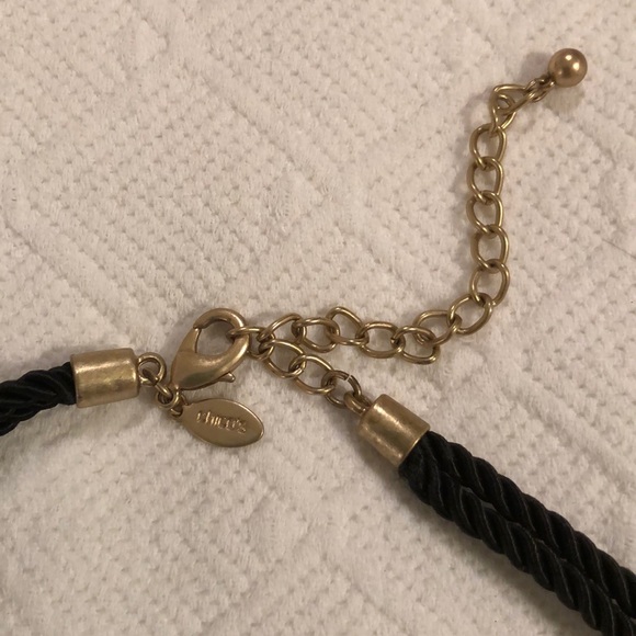 🏆Like New, Beautiful‼️Chico’s Collar Necklace 🏆 - Picture 3 of 3
